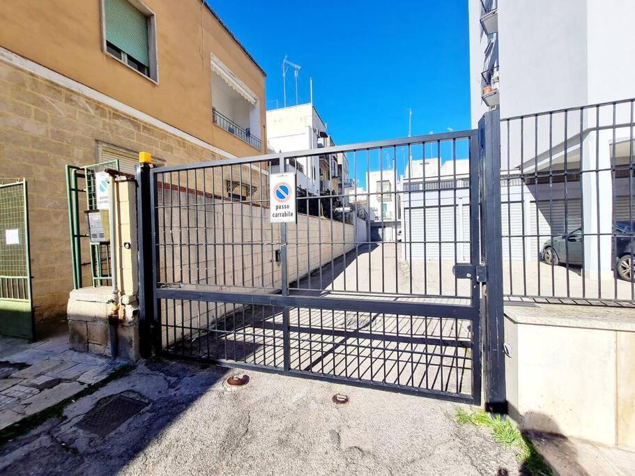 Meligunis * Lecce